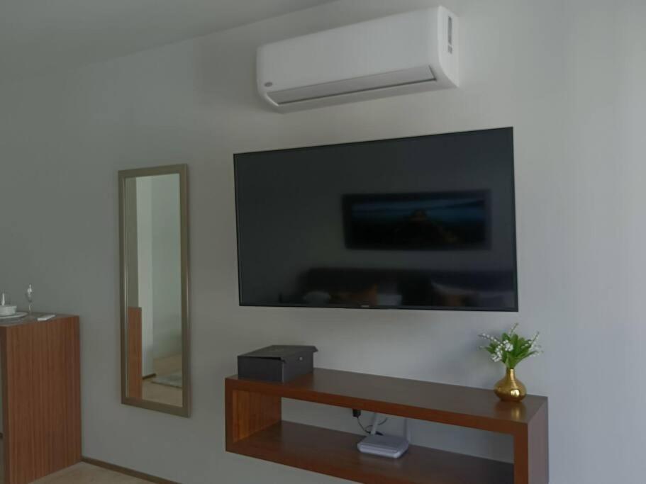 Menesse Mitdtown2 , Ave 25Th Apartamento Playa del Carmen Exterior foto